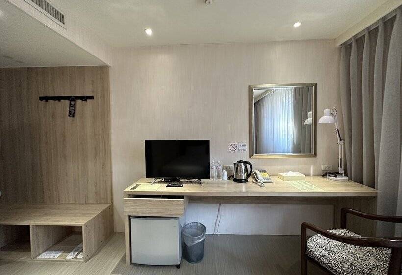 اتاق لوکس, Young Soarlan Hotel Tainan