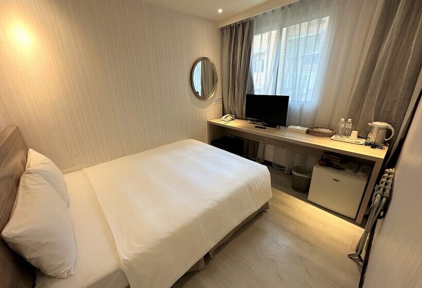 اتاق استاندارد, Young Soarlan Hotel Tainan