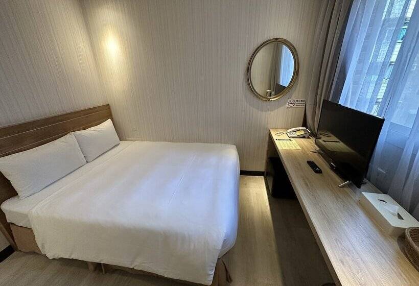 اتاق استاندارد, Young Soarlan Hotel   Tainan