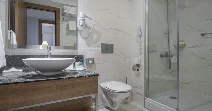 سوییت خانوادگی, Wyndham Garden Lara