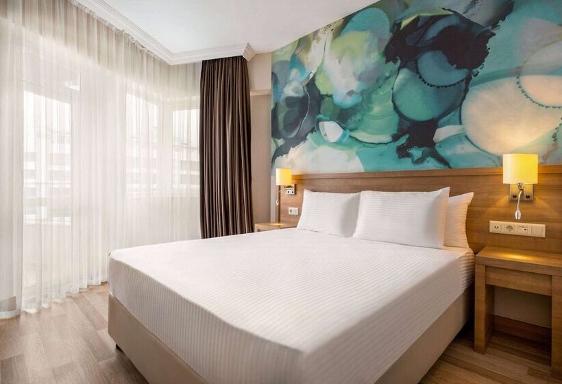 سوییت خانوادگی, Wyndham Garden Lara