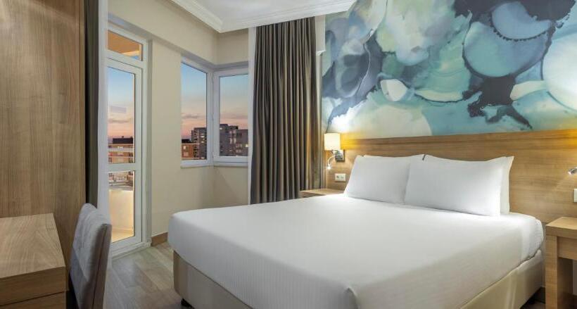 سوییت خانوادگی, Wyndham Garden Lara