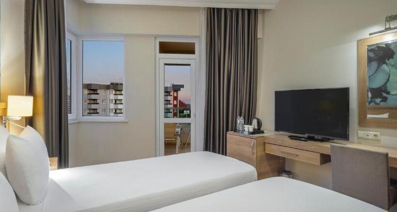 اتاق استاندارد, Wyndham Garden Lara