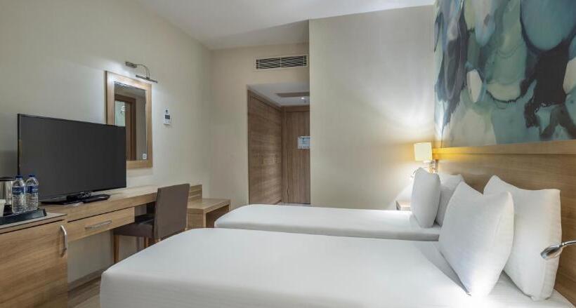Номер Стандарт, Wyndham Garden Lara