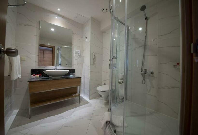 سوییت خانوادگی, Wyndham Garden Lara