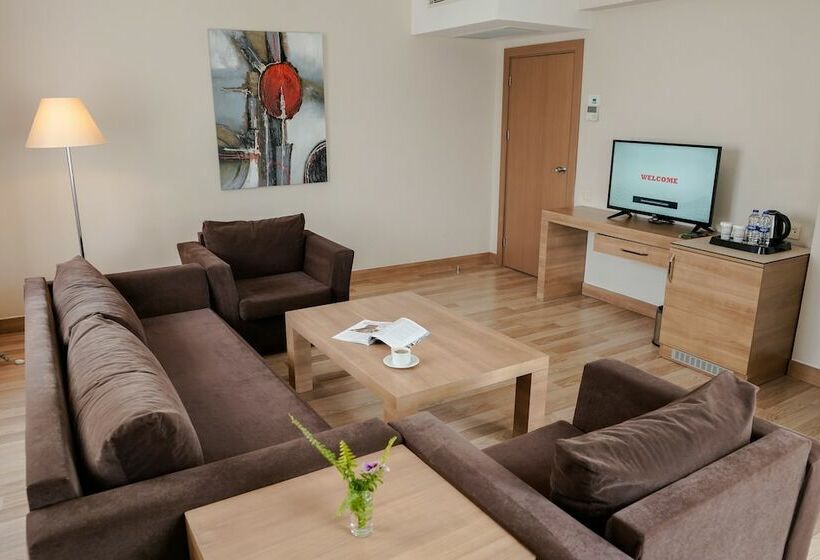 سوییت خانوادگی, Wyndham Garden Lara