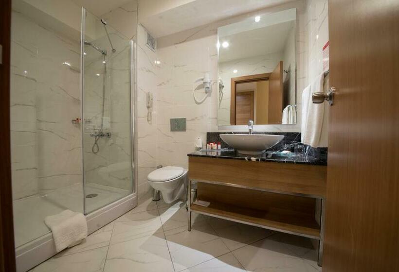 اتاق استاندارد, Wyndham Garden Lara