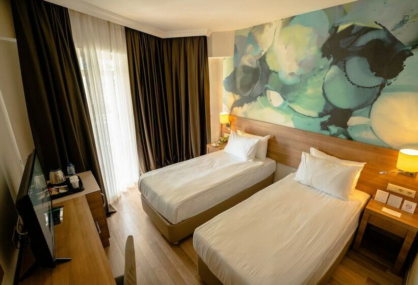 اتاق استاندارد, Wyndham Garden Lara