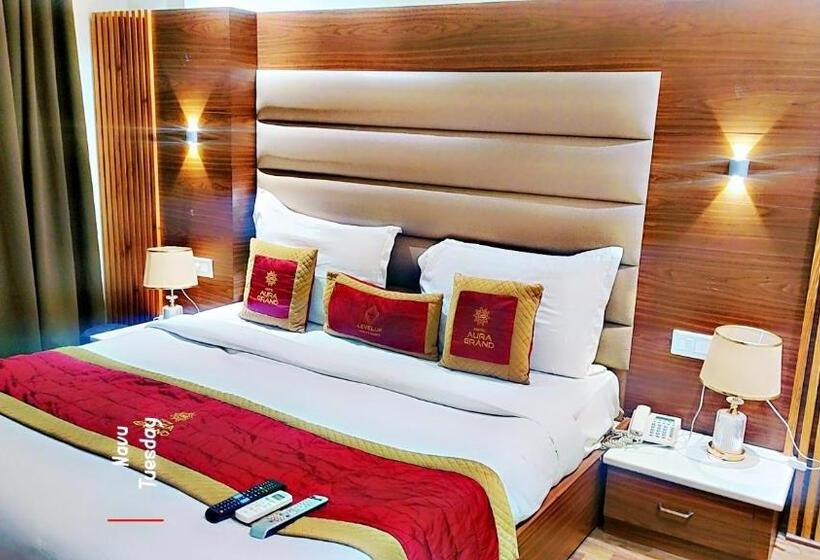 デラックスルーム, Aura Grand By Levelup Hotels