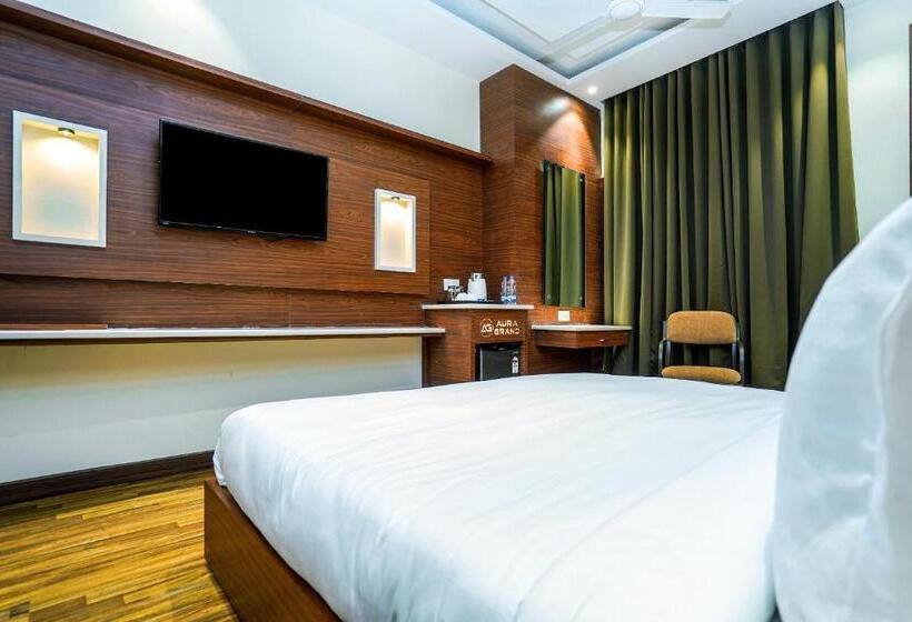 デラックストリプルルーム, Aura Grand By Levelup Hotels