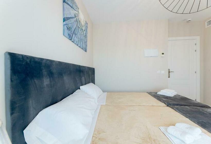 اتاق استاندارد, Residencia Deportiva Rozarossa