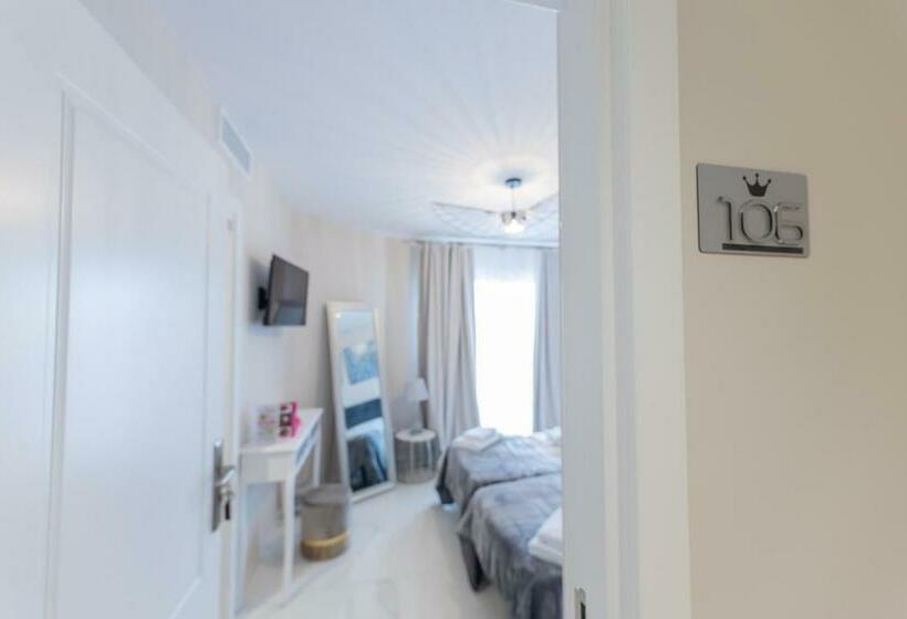 اتاق استاندارد, Residencia Deportiva Rozarossa