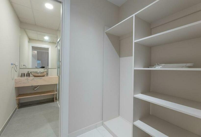 اتاق استاندارد, Residencia Deportiva Rozarossa