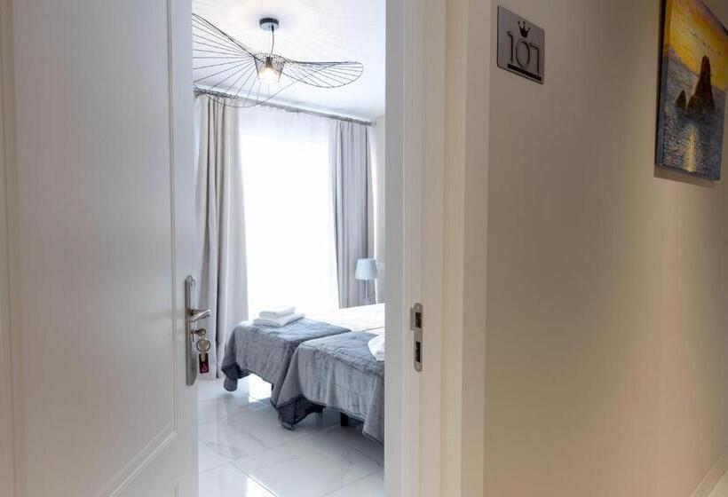 スタンダードルーム, Residencia Deportiva Rozarossa