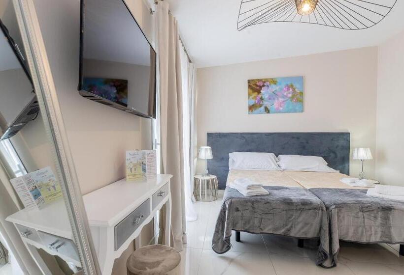 اتاق استاندارد, Residencia Deportiva Rozarossa