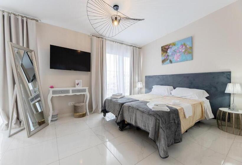 اتاق استاندارد, Residencia Deportiva Rozarossa