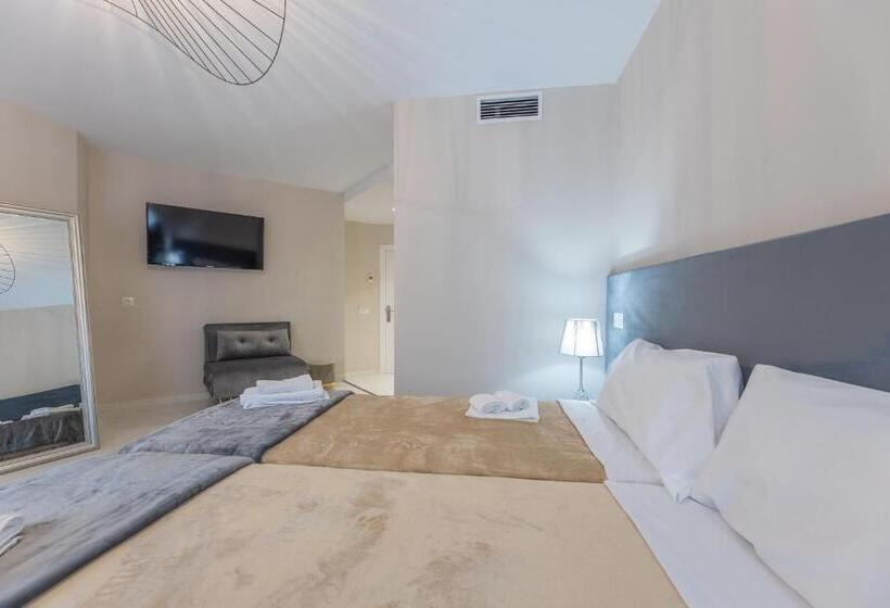 スタンダードルーム, Residencia Deportiva Rozarossa