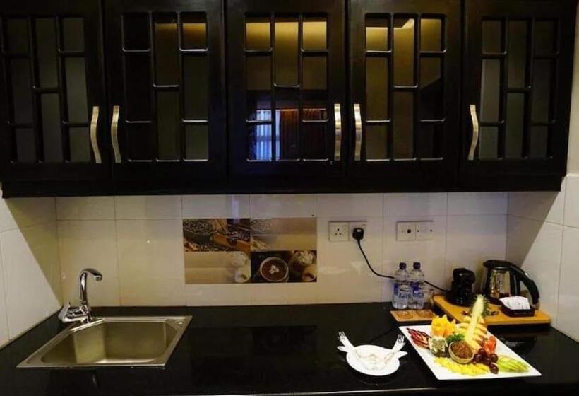 家庭套房, Victoria Court Suites