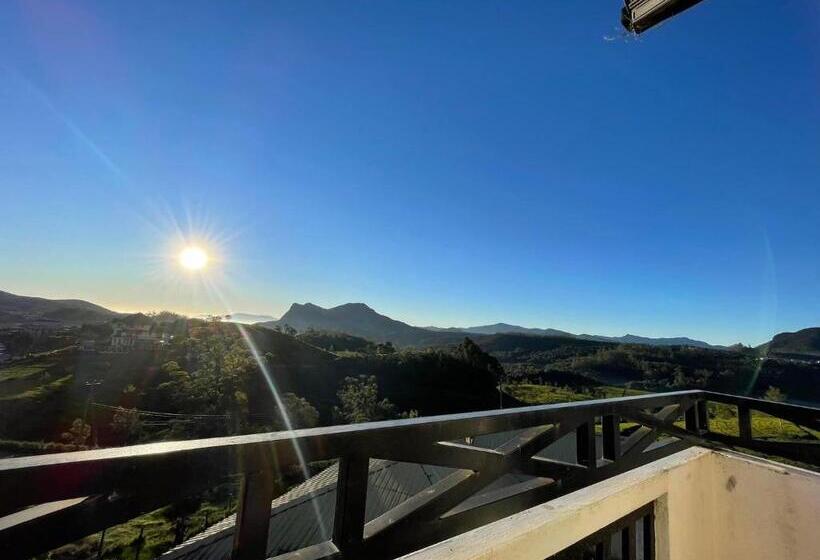 标准间带山景, Victoria Court Suites