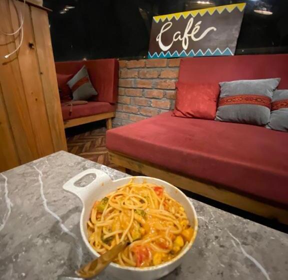 一居室别墅, Thepahadians Food & Stay