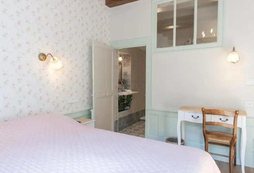 デラックスルーム, La Little Maison