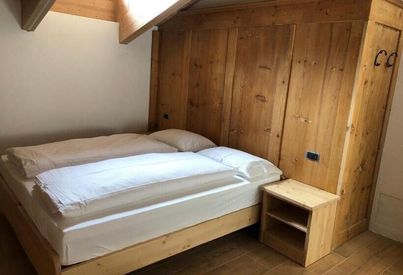 חדר דלוקס, B&b El Benel