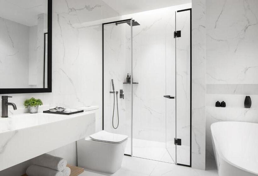 Апартаменты Премиум 1 Спальня, Citadines Flatiron Phnom Penh