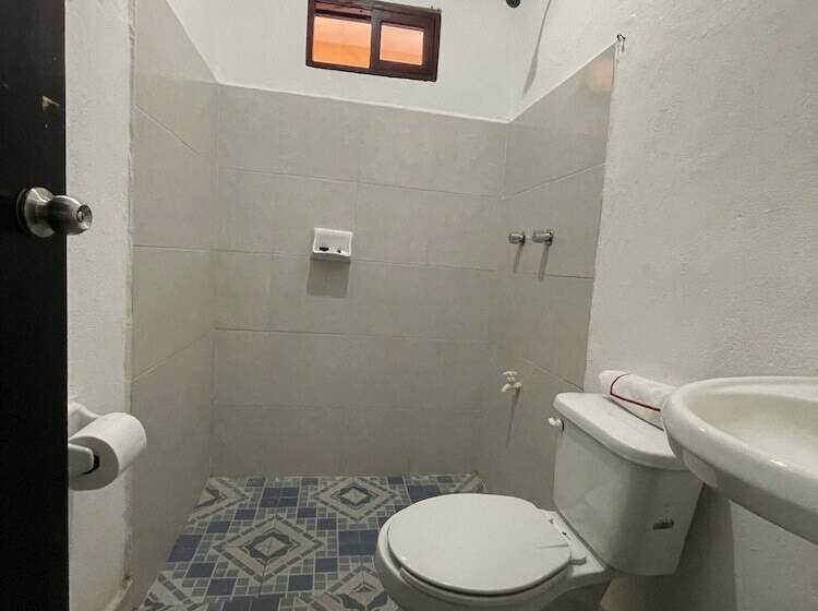 标准间, Don Jacinto