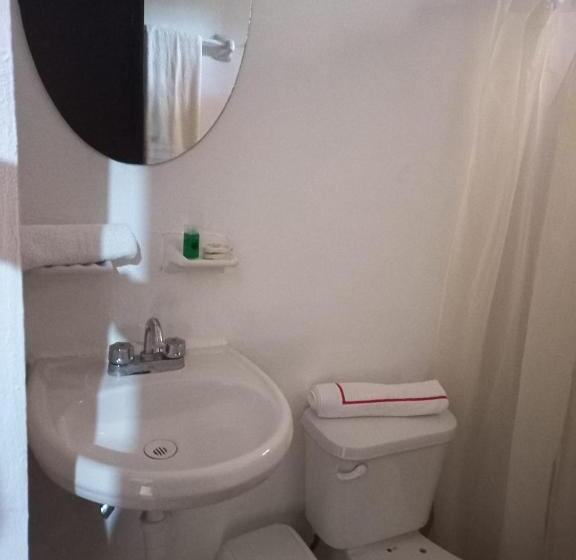 标准间, Don Jacinto