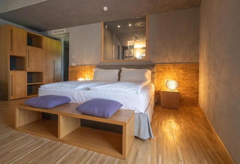 디럭스 4인 룸, Bach Boutique