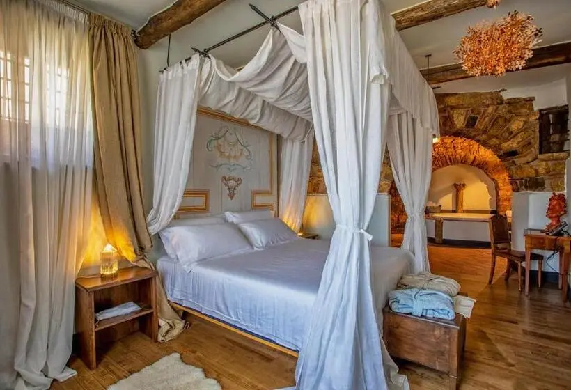 デラックススイート, Dimora Storica Giorni Resort & Spa