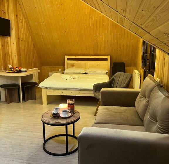 디럭스 룸, Dom Adonis