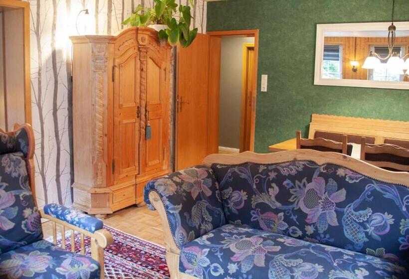 Quarto Familiar, Waldhaus Wolfsbachmühle
