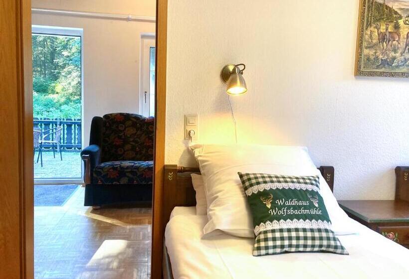 Quarto Estandar com Sacada, Waldhaus Wolfsbachmühle