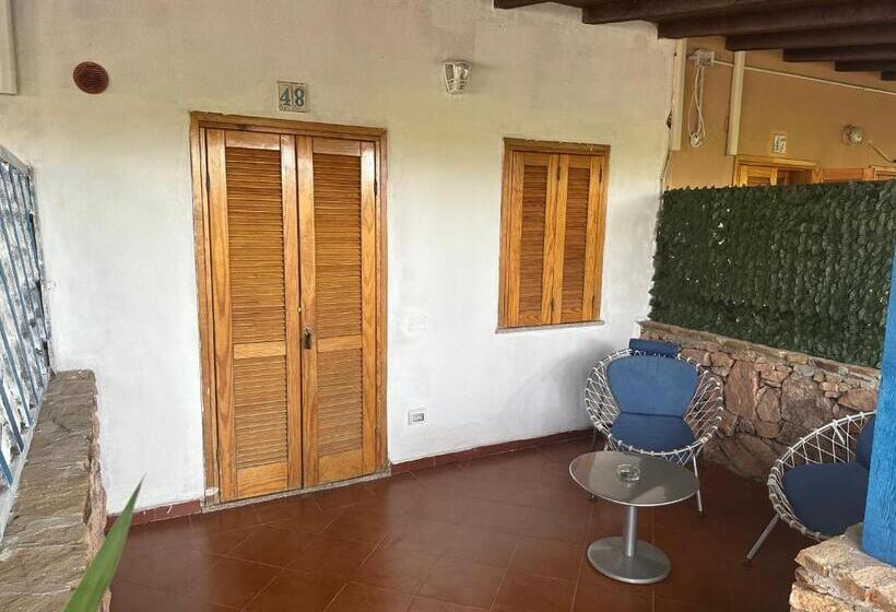 غرفة ديلوكس رباعية, Le Stanze Del Mare