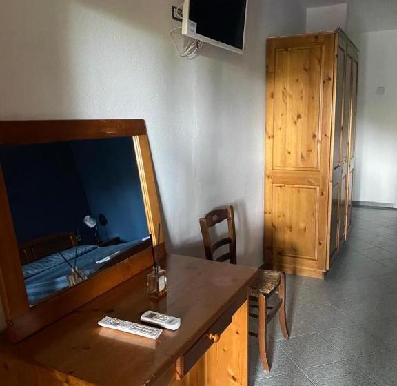 غرفة ديلوكس رباعية, Le Stanze Del Mare