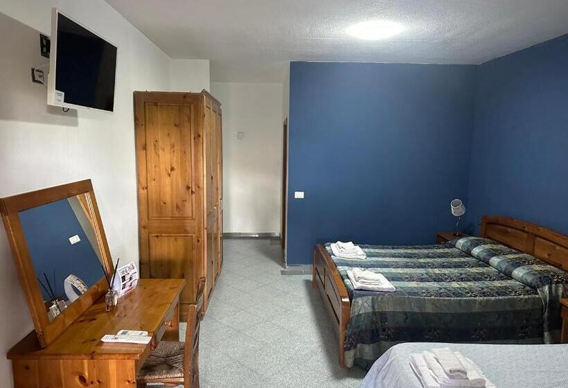 غرفة ديلوكس رباعية, Le Stanze Del Mare