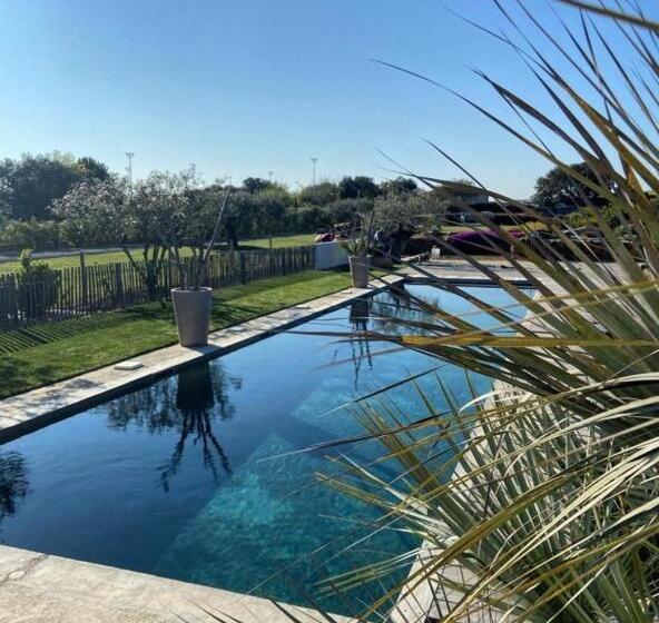 Standard Tent, Les Lodges Saint Pierre