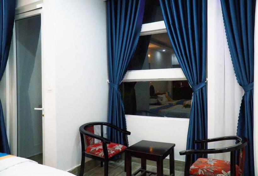 اتاق سوپریور, Huong Mai