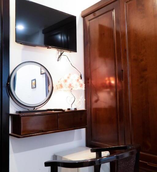 اتاق استاندارد با بالکن, Huong Mai