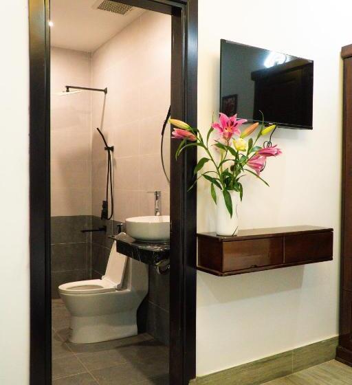 اتاق استاندارد با بالکن, Huong Mai