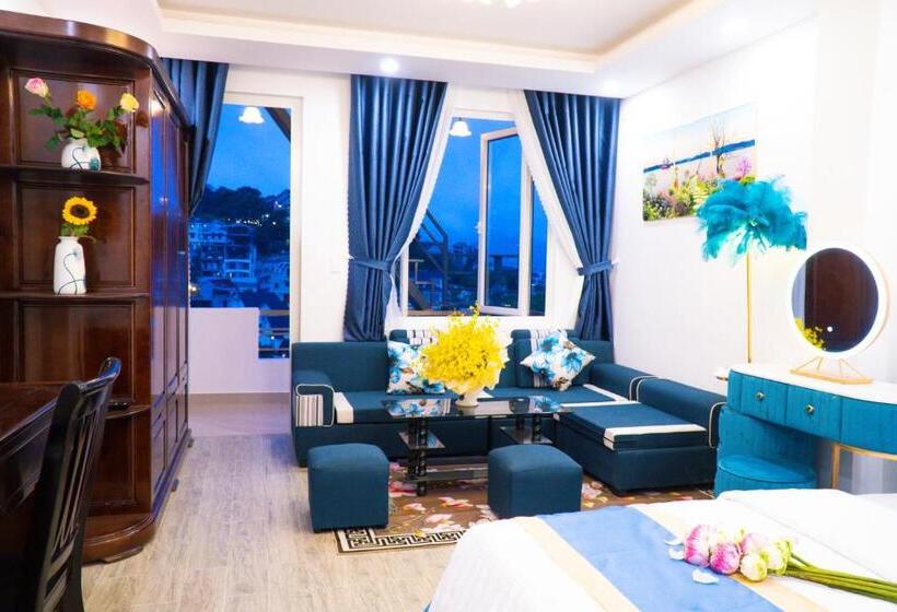 اتاق استاندارد با وان آب گرم, Huong Mai