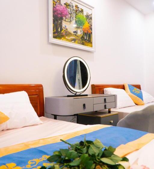 اتاق خانوادگی, Huong Mai