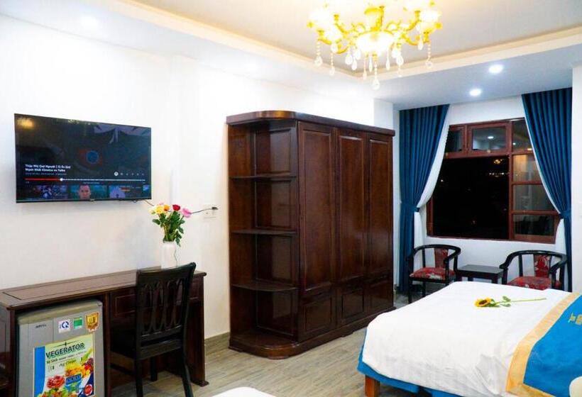 Deluxe Room Mountain View, Huong Mai