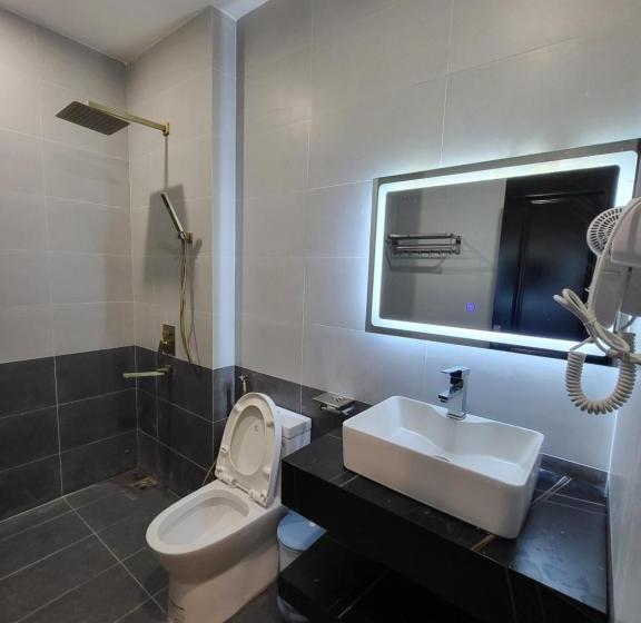 اتاق سوپریور, Huong Mai