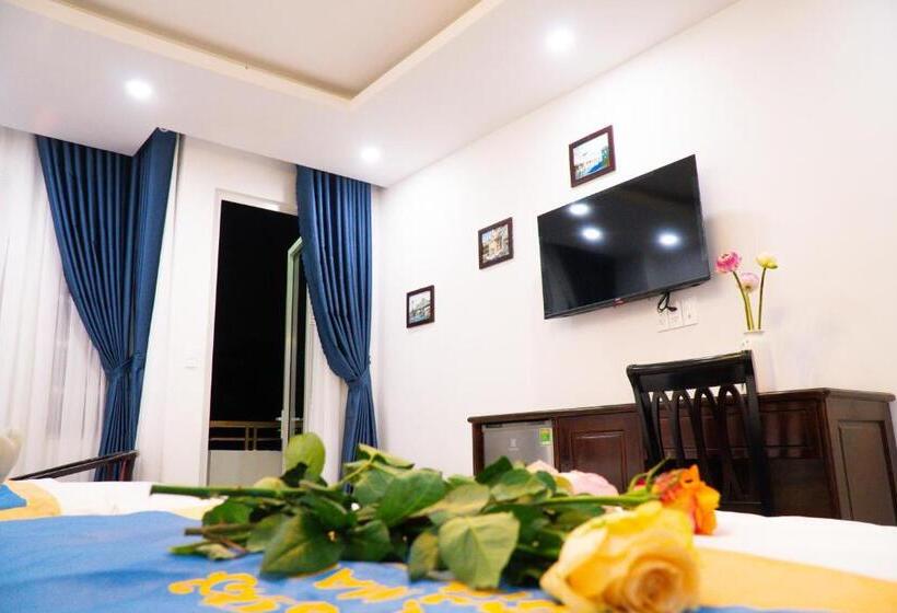 اتاق سوپریور, Huong Mai