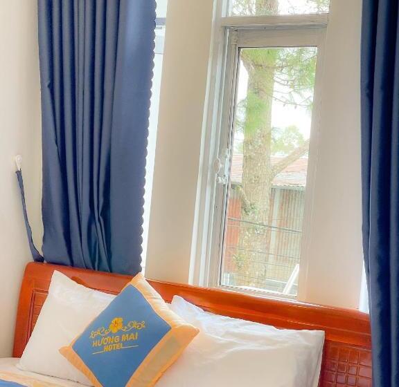 اتاق استاندارد با بالکن, Huong Mai