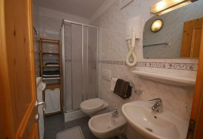 דירת חדר, Im Kranzhof