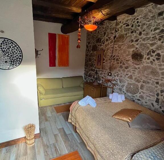 غرفة قياسية ثلاثية, Casa Balsamo