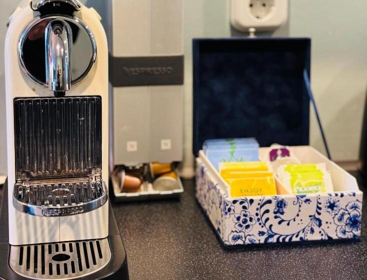 اتاق استاندارد با چشم‌انداز, Décor Canal House